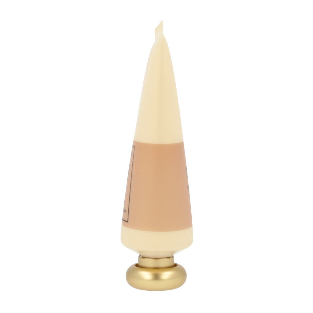 Helps to improve skin elasticity and reduce the appearance of wrinkles and fine lines on the hands.